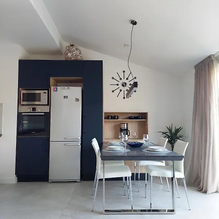 Appartement Lavandula 2 *