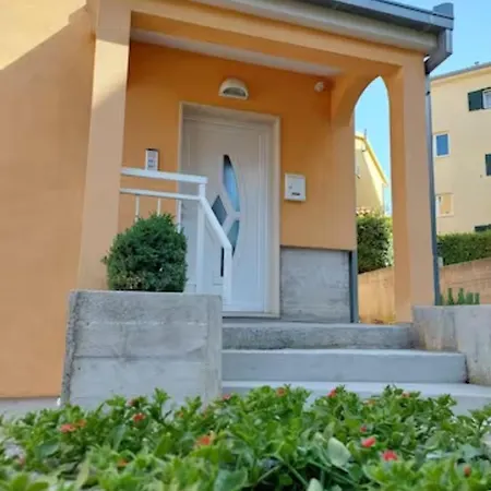 Lavandula 2 Apartment Split